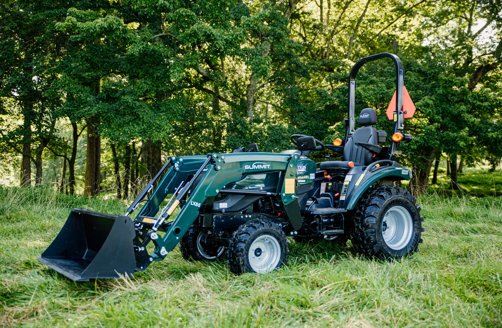 Summit TX25H compact tractor with loader